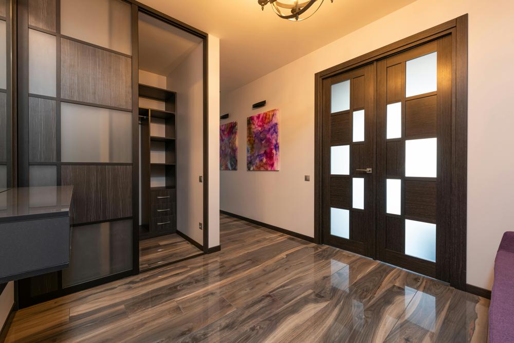 Entryway storage