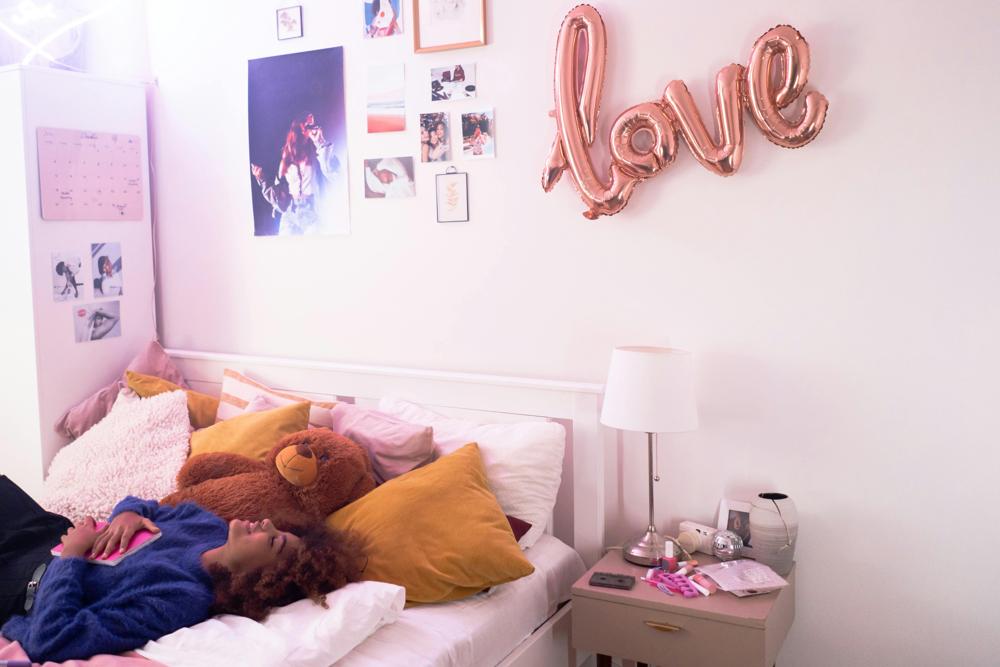 Teen bedroom